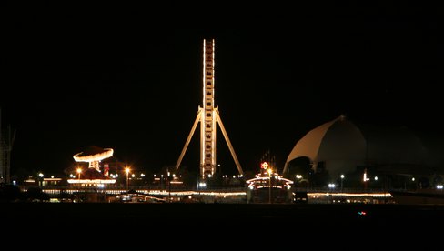 Nighttime Amusement