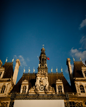 &Agrave; l'H&ocirc;tel de Ville